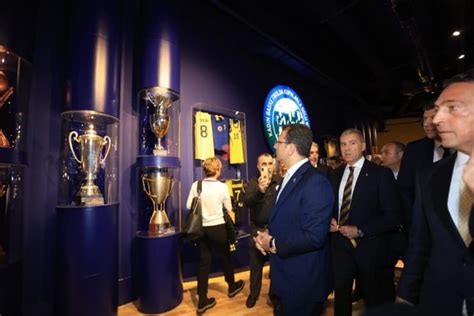 F­e­n­e­r­b­a­h­ç­e­ ­B­a­s­k­e­t­b­o­l­ ­M­ü­z­e­s­i­ ­a­ç­ı­l­d­ı­